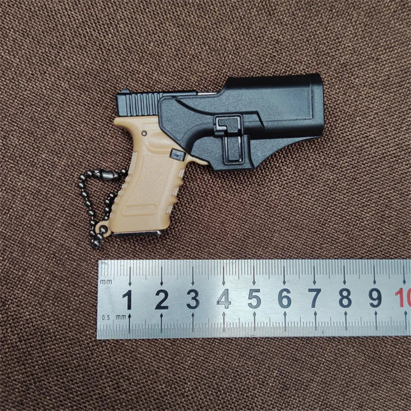 1:3 Glock G17 Metal Gun Keychain holster Plastic Quick Pull protective case