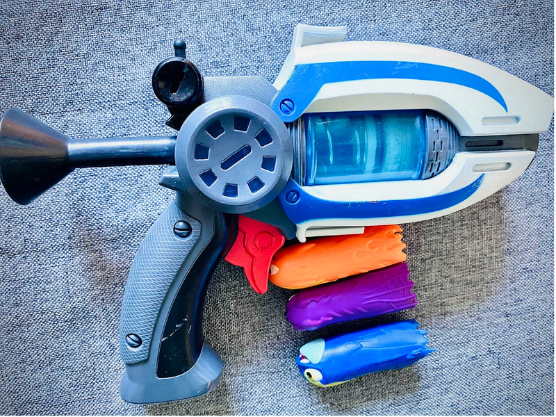 22cm Blue Orange blue Generation 1 Slugterra Gun Toy with 3 Bullets  Boy Pistol Gun