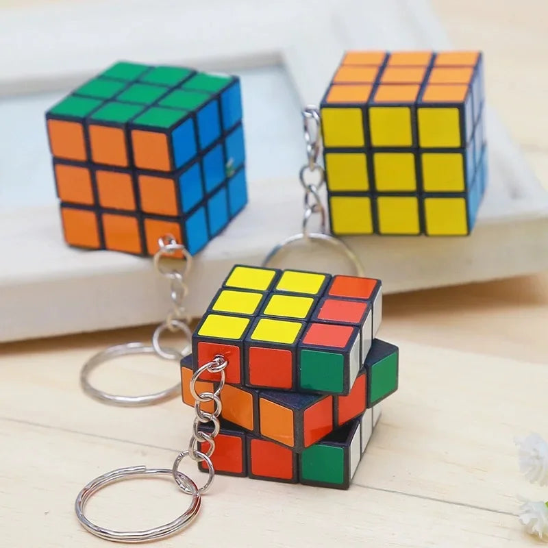 1/10pcs Children's Magic Cubes Keychain Games Mini Early Educational Toys Ring Classic Puzzle Playing Birthday Party Favors Gift