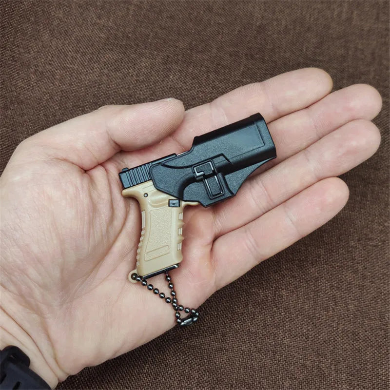 1:3 Glock G17 Metal Gun Keychain holster Plastic Quick Pull protective case